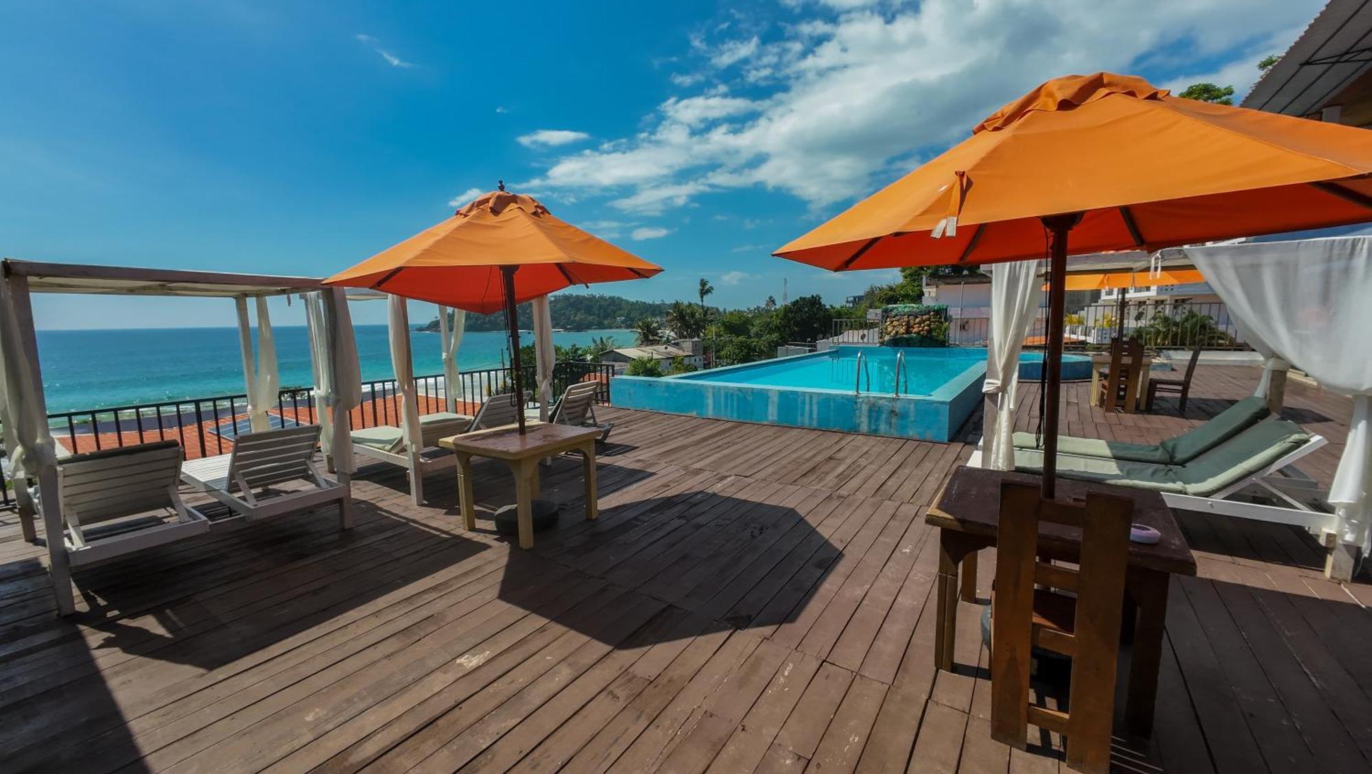 One World Mirissa Hotel Exterior photo